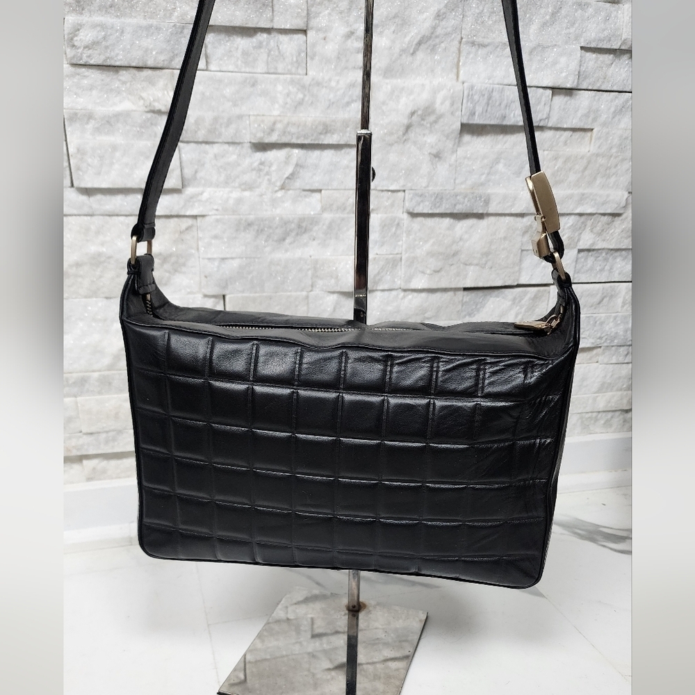 Chanel Black Chocolate Bar LeatherShoulder - Picture 5 of 14